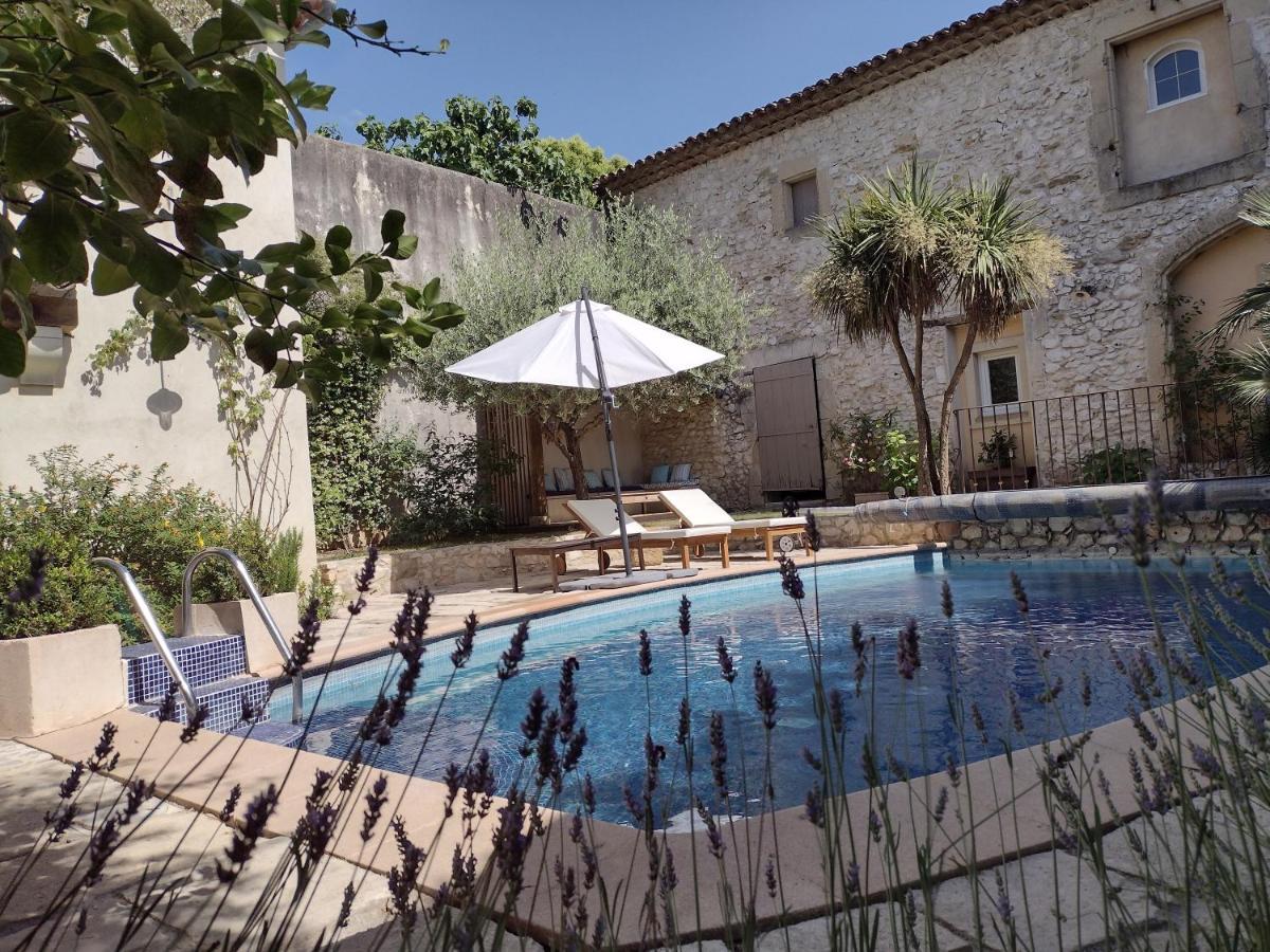 La Maison Des Autres, Piscine Chauffee, Chambres D'Hotes Proches Uzes, Nimes, Pont Du Gard Saint-Genies-de-Malgoires Exterior foto